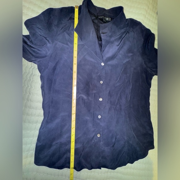 Lafayette 148 New York silk button down shirt. Size 8. VGUC - Picture 4 of 9